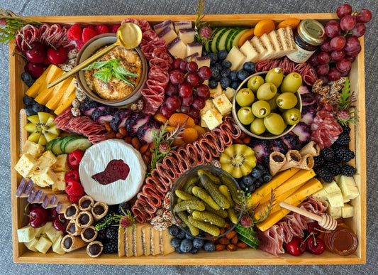 Large Charcuterie Board (feeds 10-15)